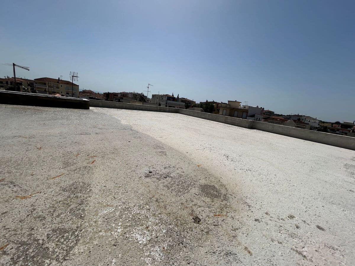 Διαφορά ψεκασμένης και μη επιφάνειας